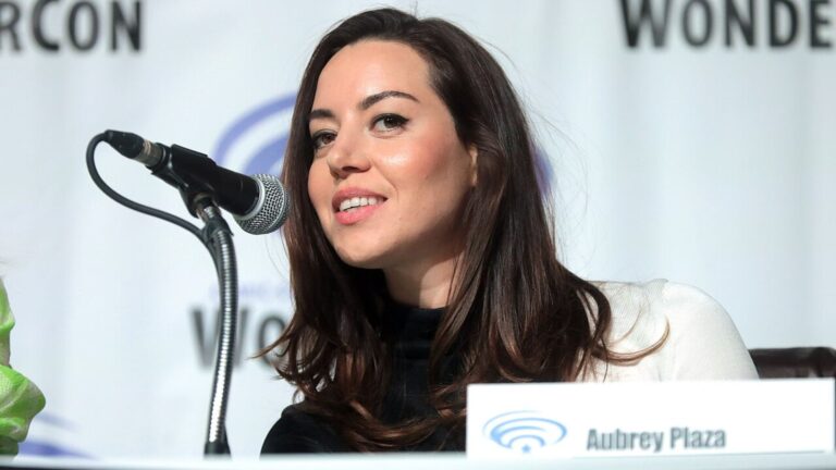 aubrey plaza